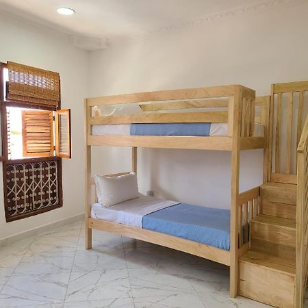 Cube Place Aparthotel Zanzibar Екстериор снимка
